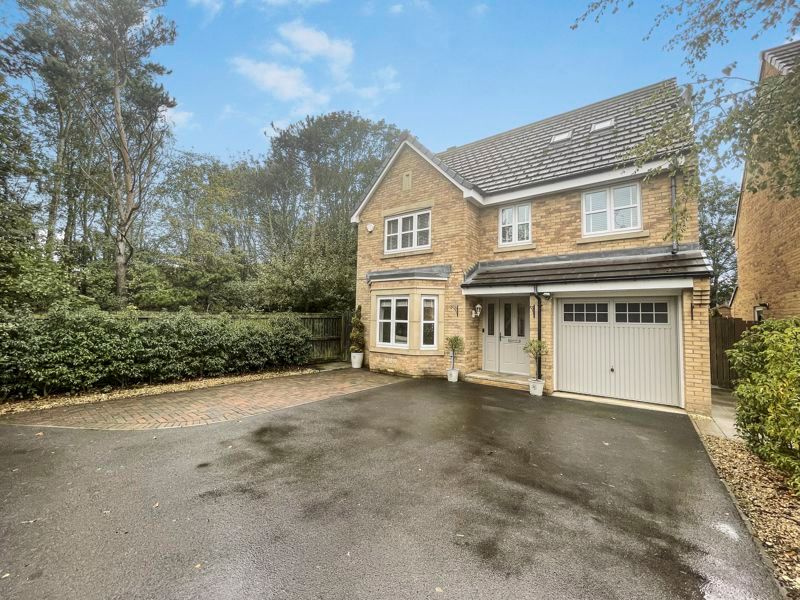 Property photo 1 of 28 Photo 6