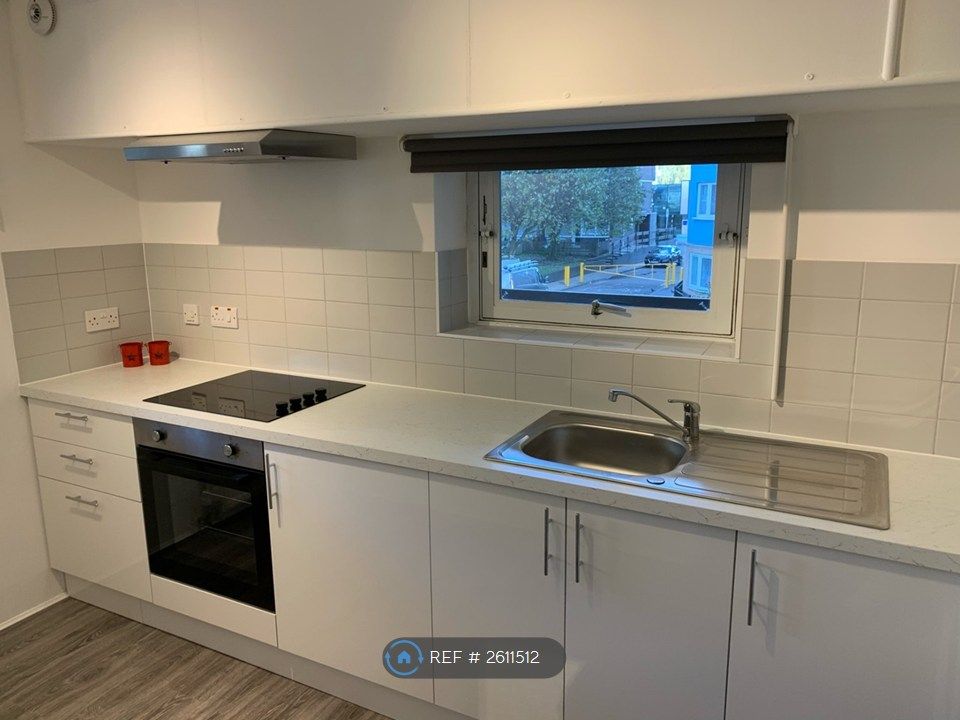 Property photo 1 of 10 Completely New Kitchen And Appliances