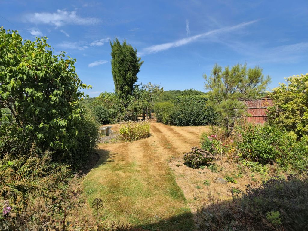 Property photo 2 of 23