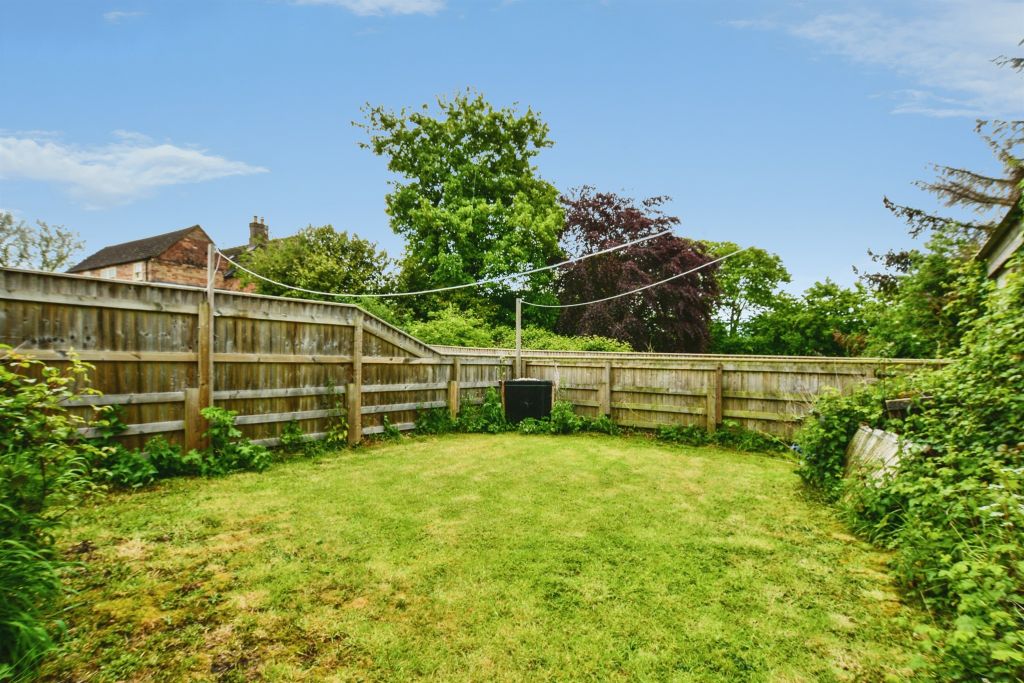 Property photo 2 of 20