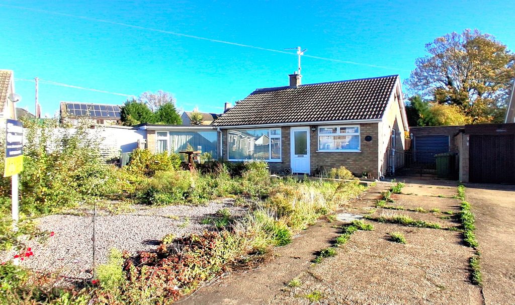 Property photo 1 of 18