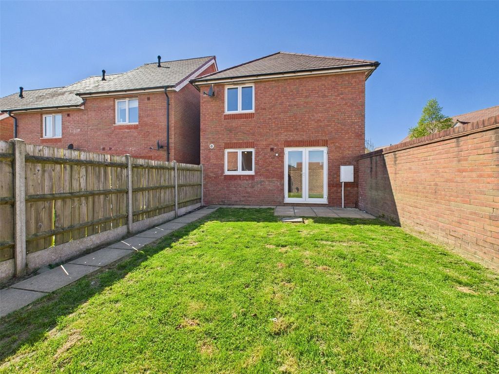 Property photo 2 of 19 Picture No. 09