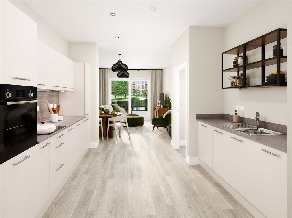 Property photo 3 of 8 Living/Kitchen