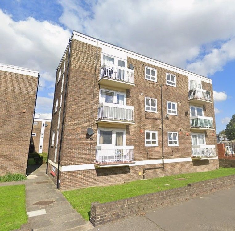 Property photo 1 of 7 Exterior