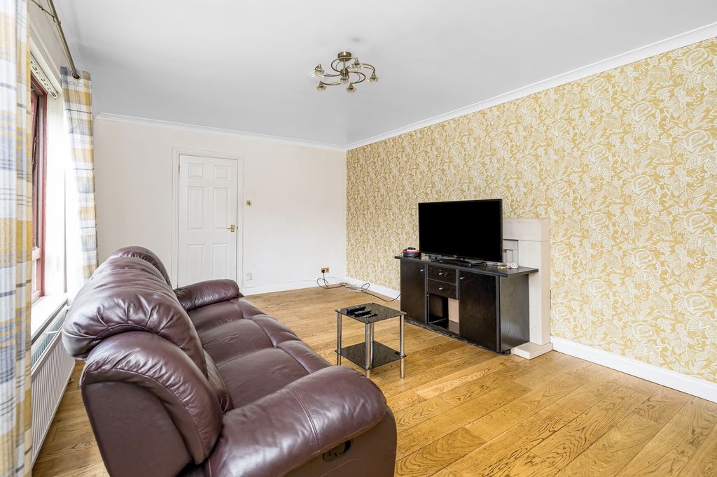 Property photo 3 of 15 Property Image 5