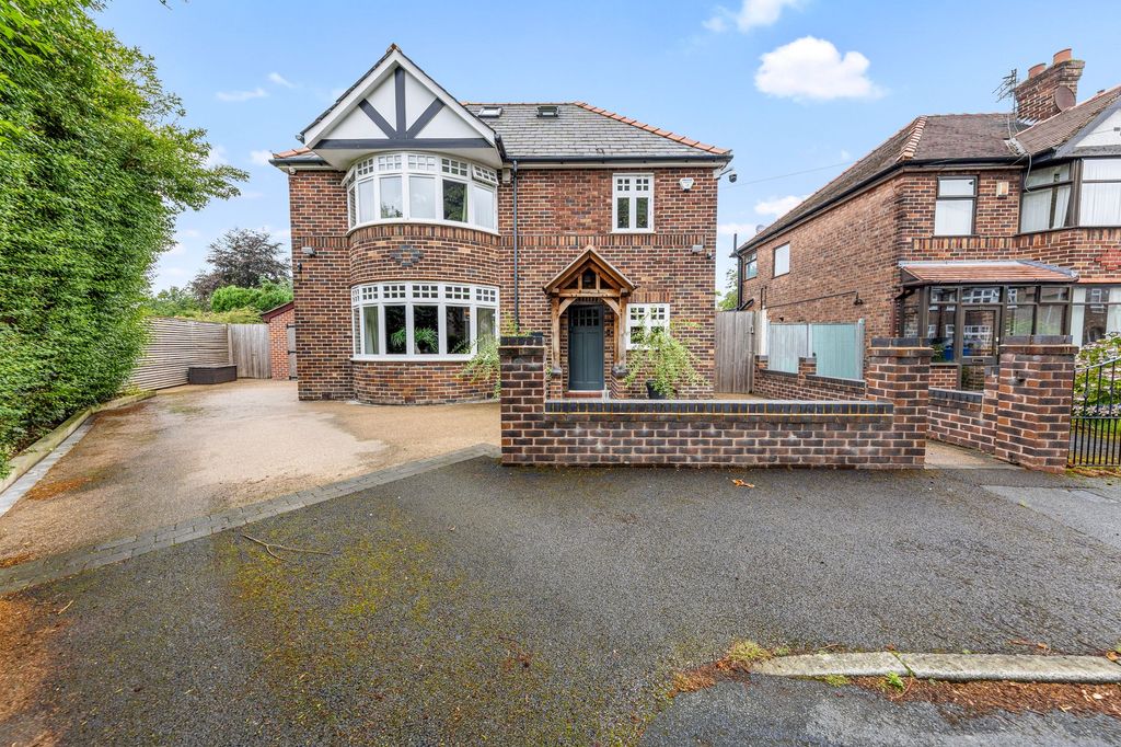 Property photo 1 of 36
