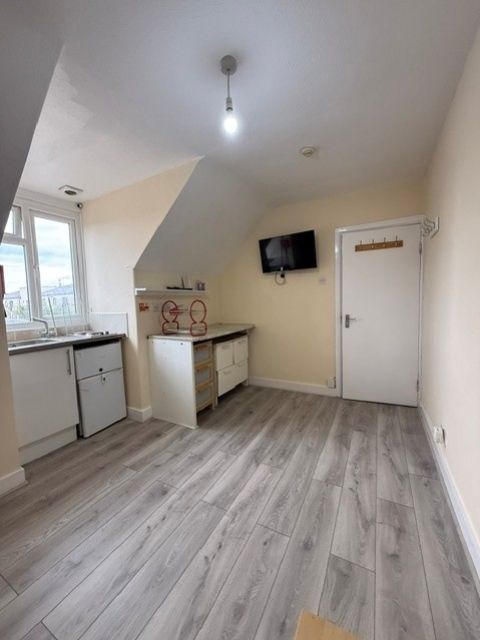Property photo 1 of 4 Pic 1