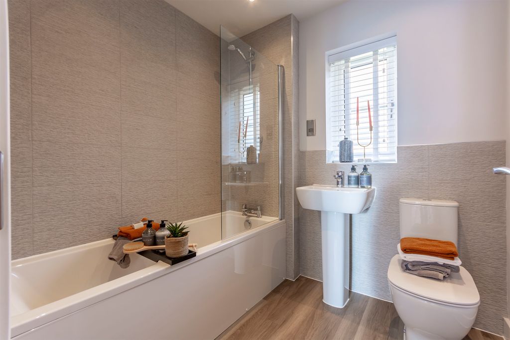 Property photo 2 of 22