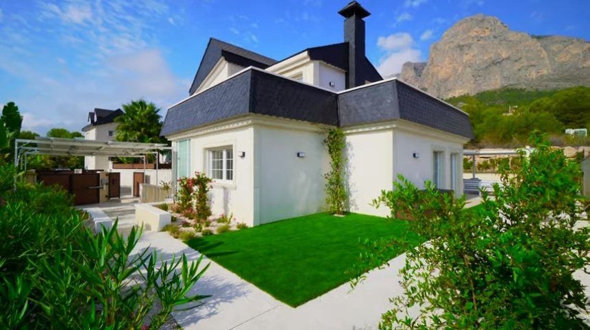 Property photo 1 of 22