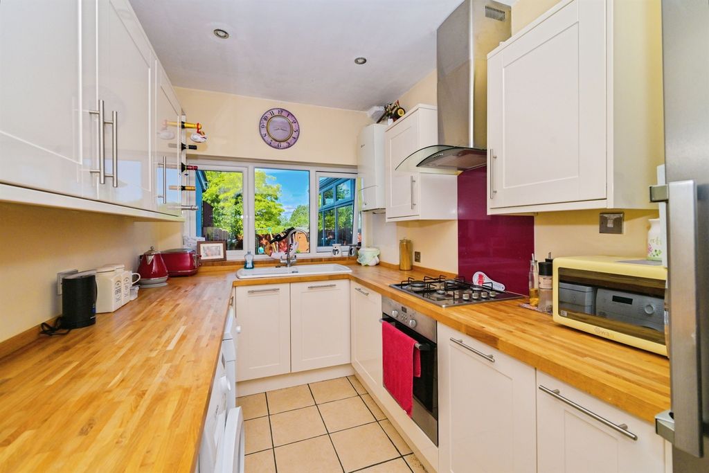 Property photo 2 of 15