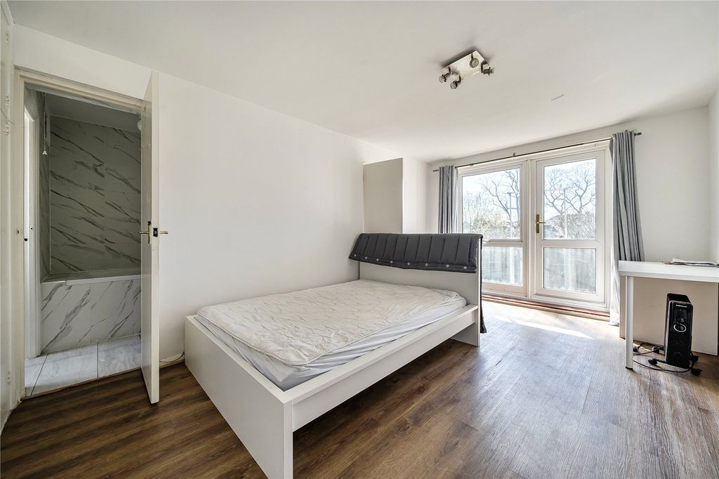 Property photo 2 of 12 Picture No. 05