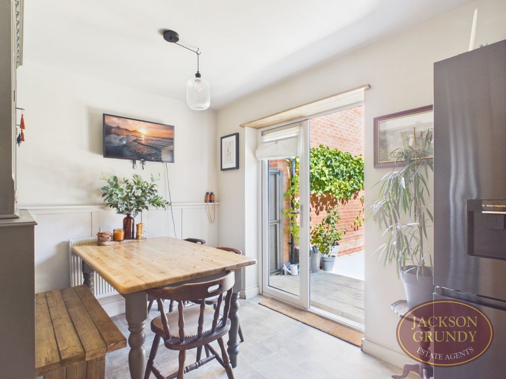 Property photo 3 of 13 Chaplins Drive