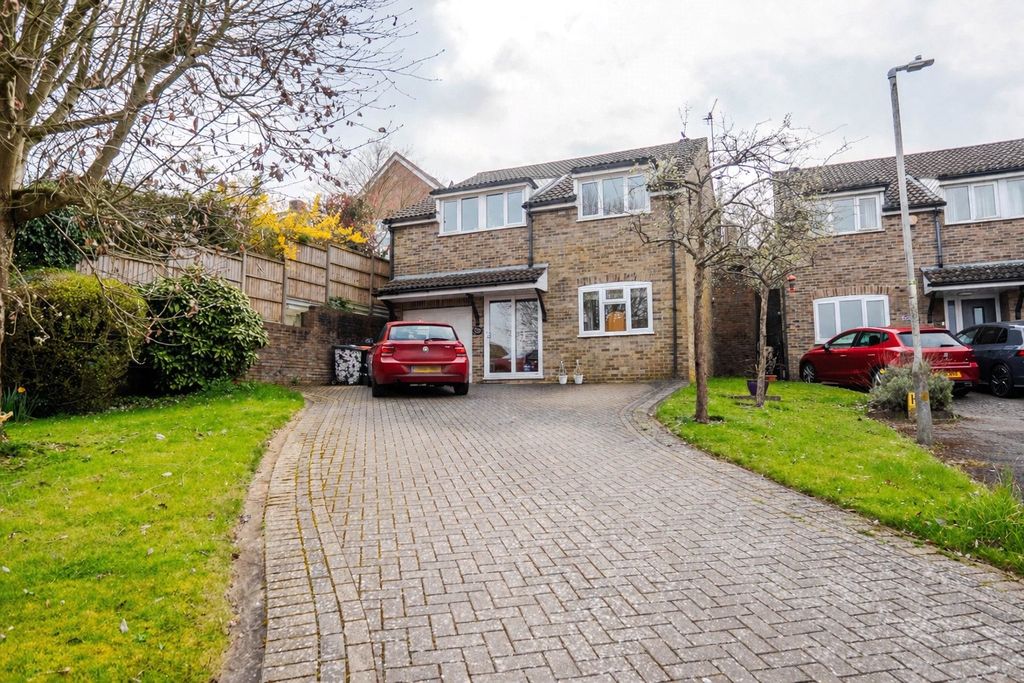 Property photo 1 of 19 Picture No. 05
