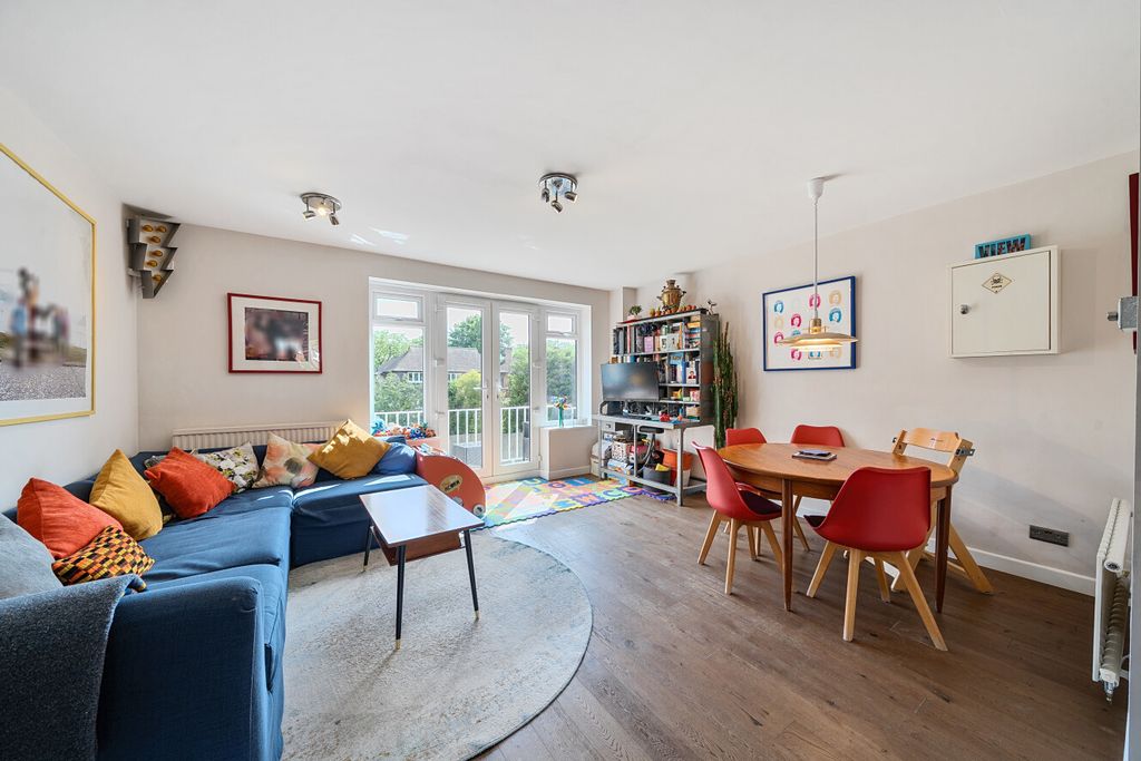 Property photo 1 of 12 1470016-22-6A204c...