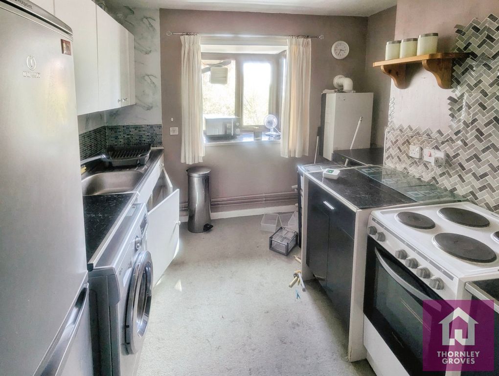 Property photo 3 of 8 Picture No. 16