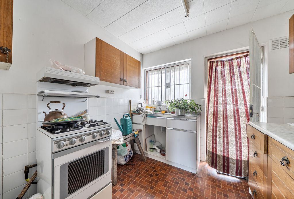 Property photo 2 of 19 1516576 (9).Jpg