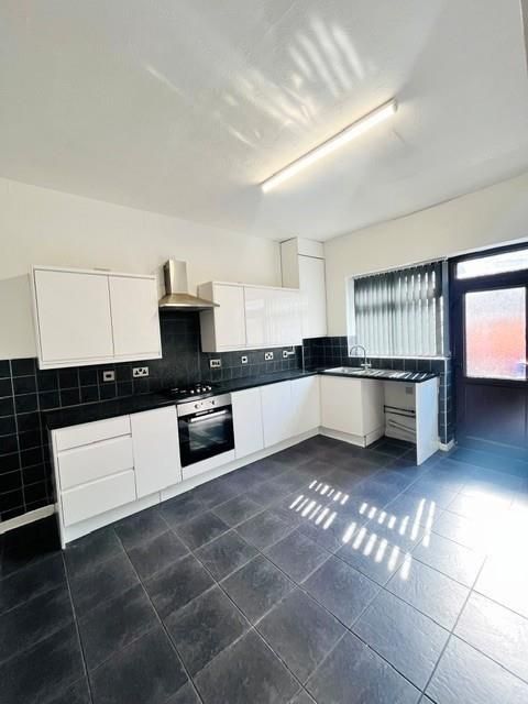 Property photo 2 of 12 1.Jpg
