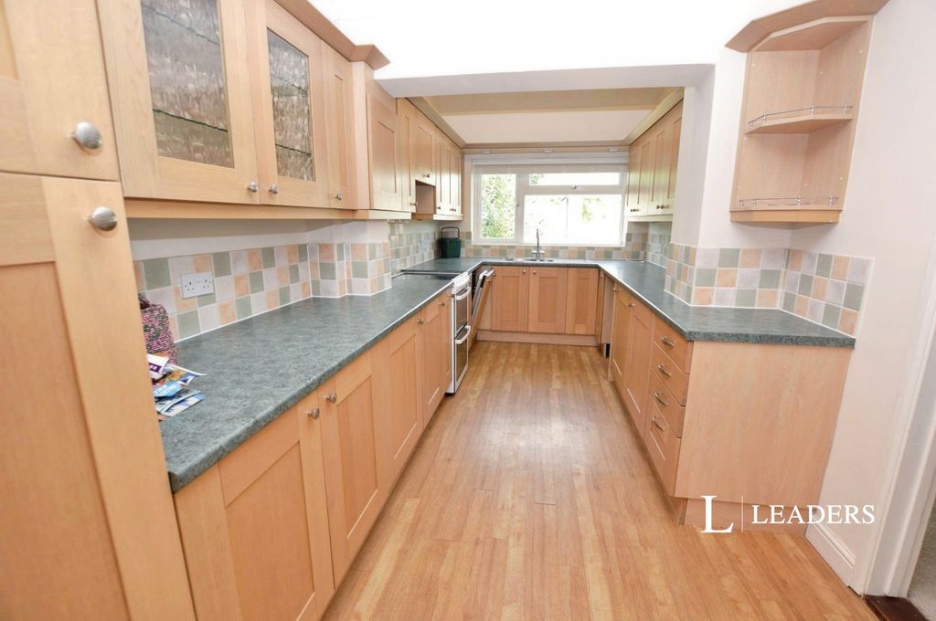 Property photo 2 of 12 Pbox-Img.Jpg