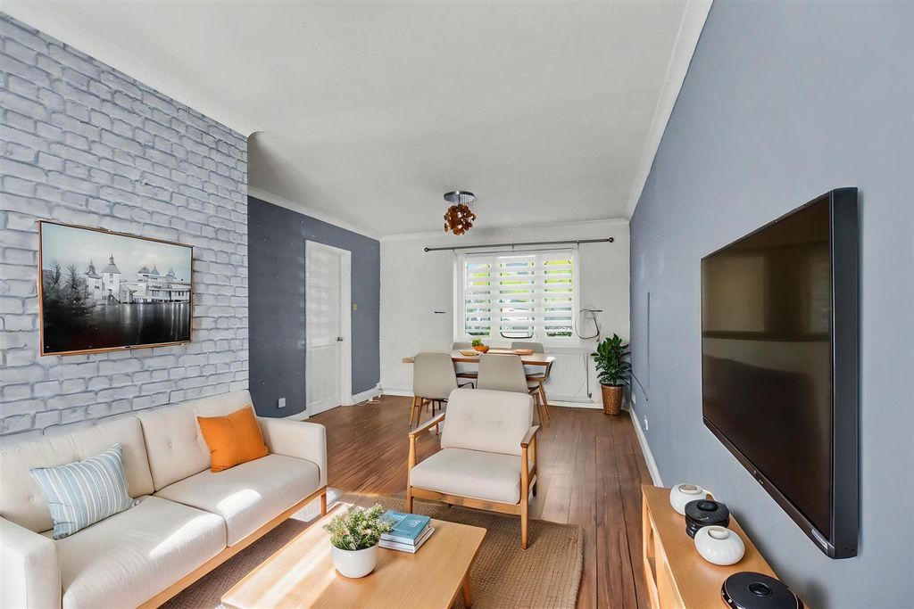 Property photo 3 of 22 Ai Lounge Diner.Jpeg