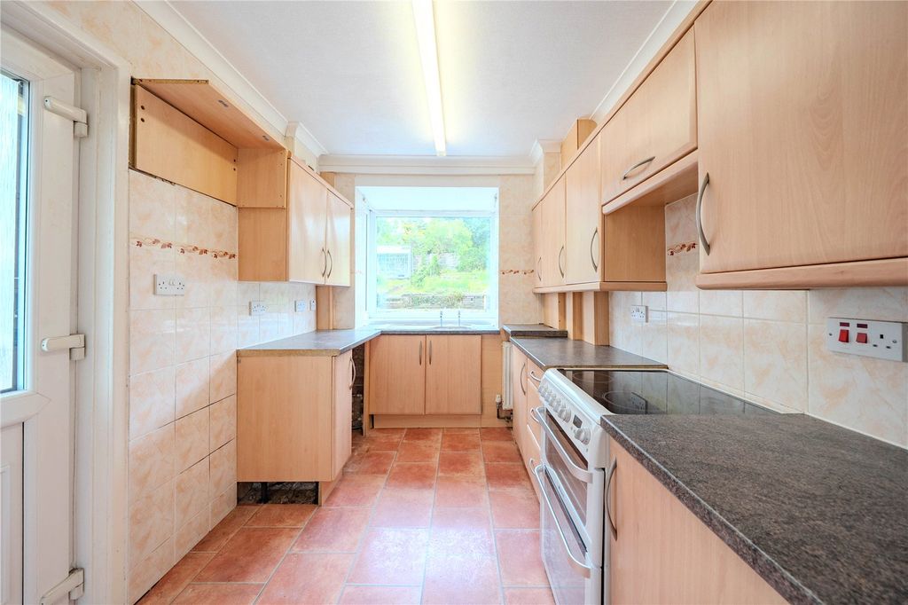 Property photo 2 of 15 Picture No. 04