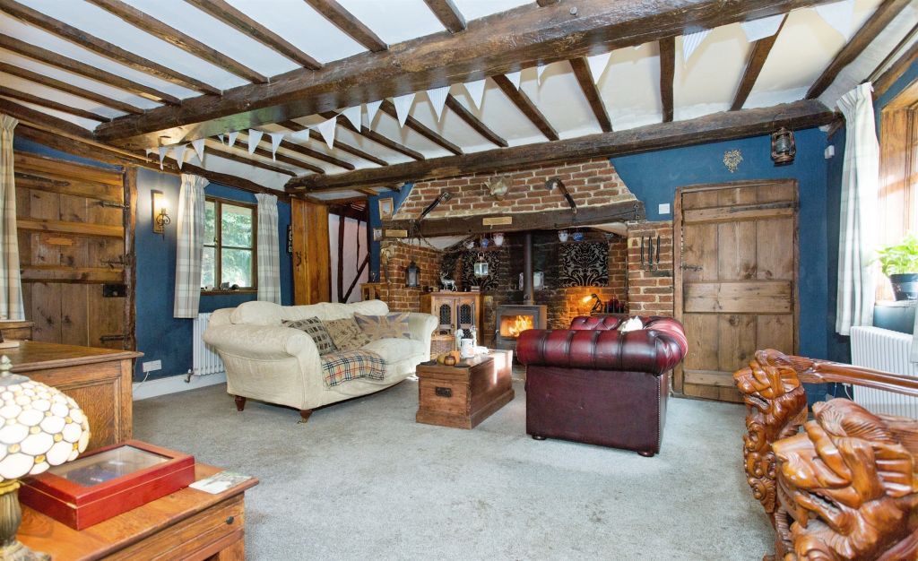 Property photo 2 of 12