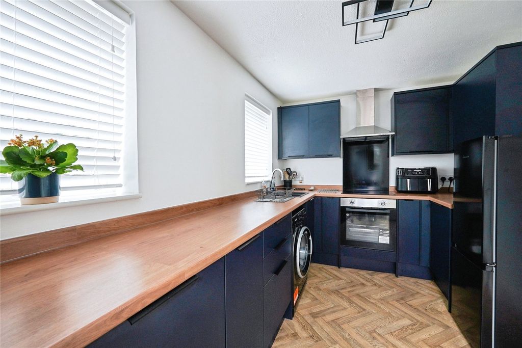 Property photo 3 of 15 Picture No. 04