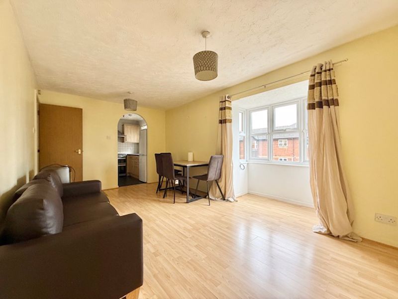 Property photo 2 of 6 Photo 3