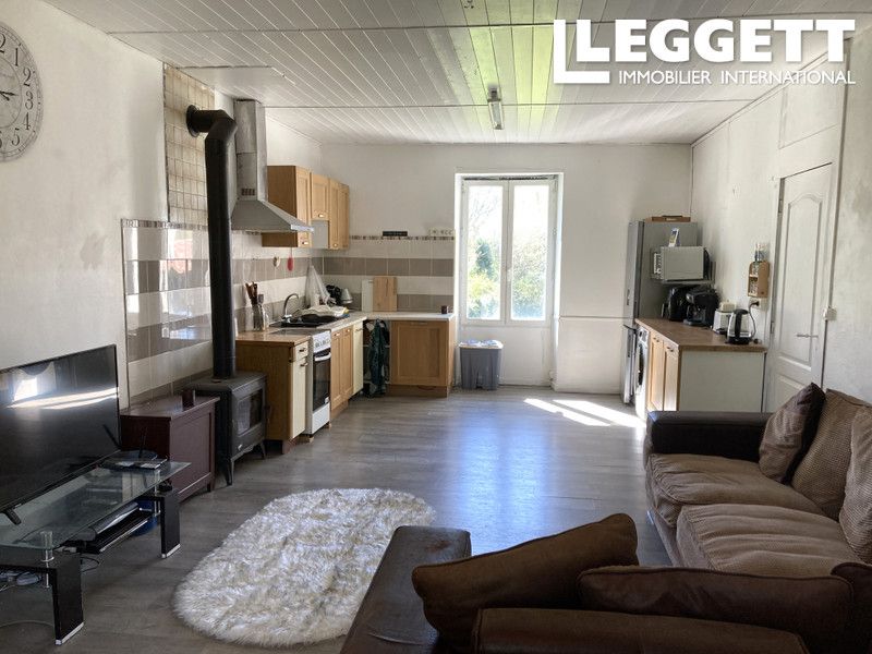Property photo 2 of 10