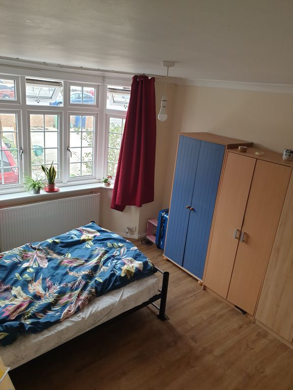 Property photo 2 of 5