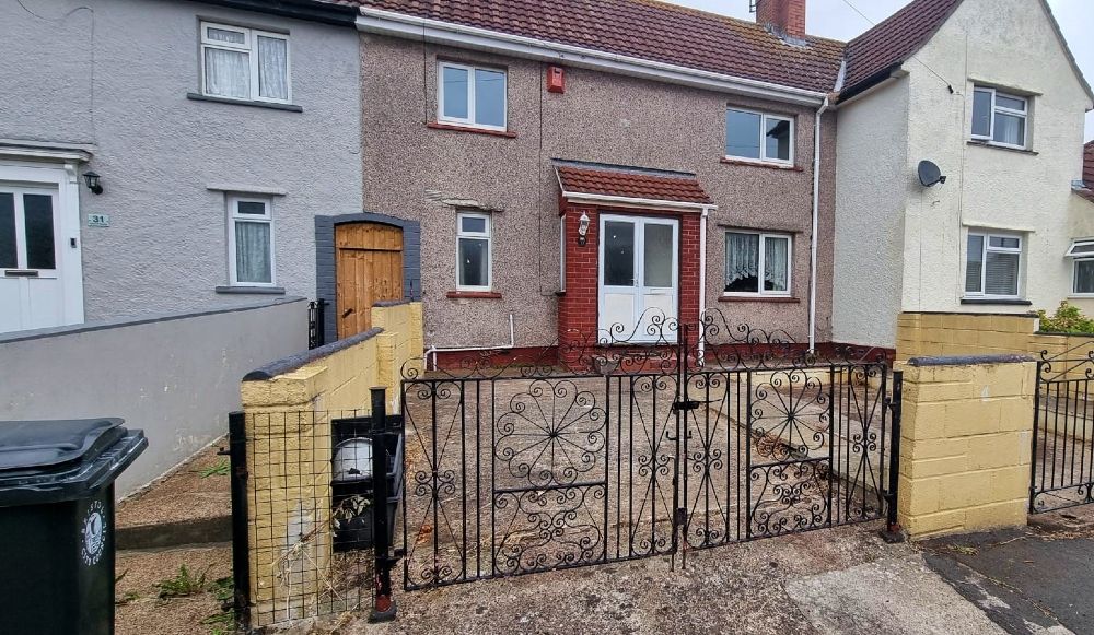 Property photo 1 of 18