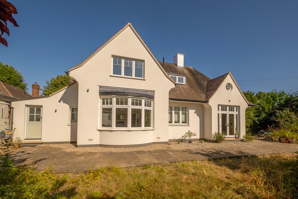 Property photo 1 of 10