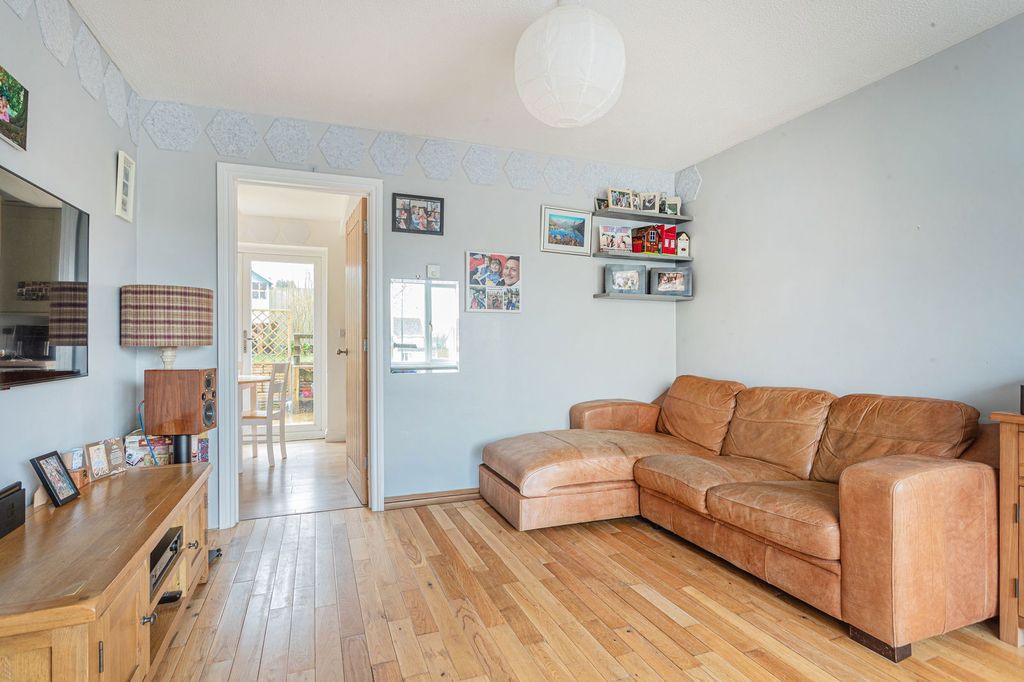 Property photo 3 of 15