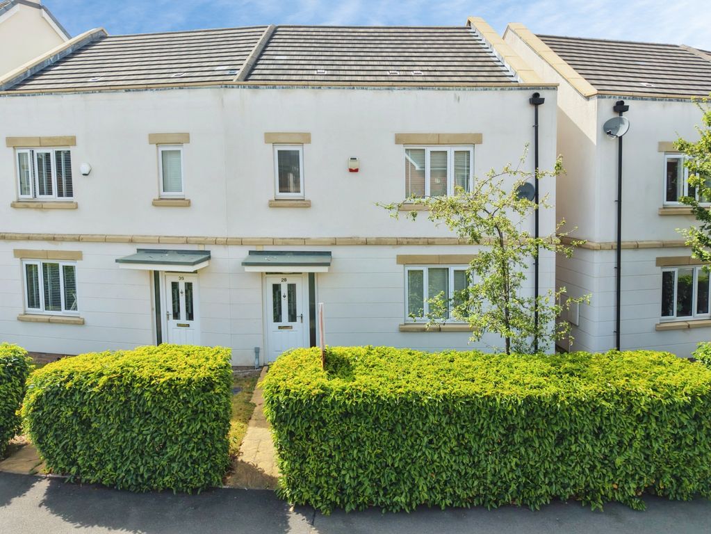 Property photo 1 of 32
