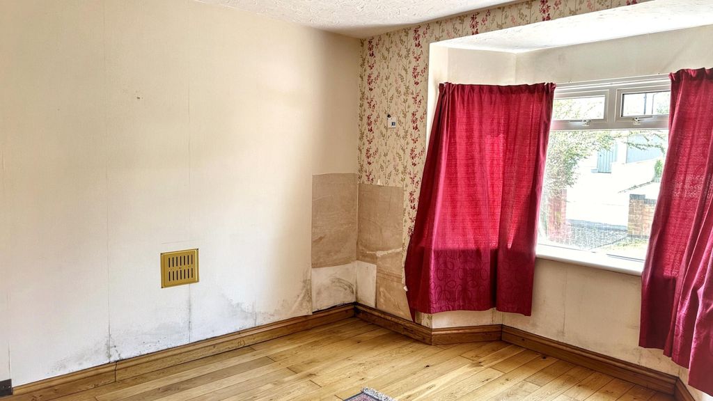 Property photo 2 of 15 Image 1