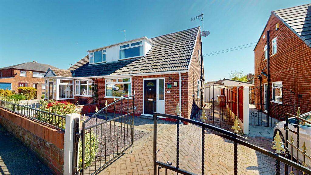 Property photo 1 of 24 Sankey Road For Sale