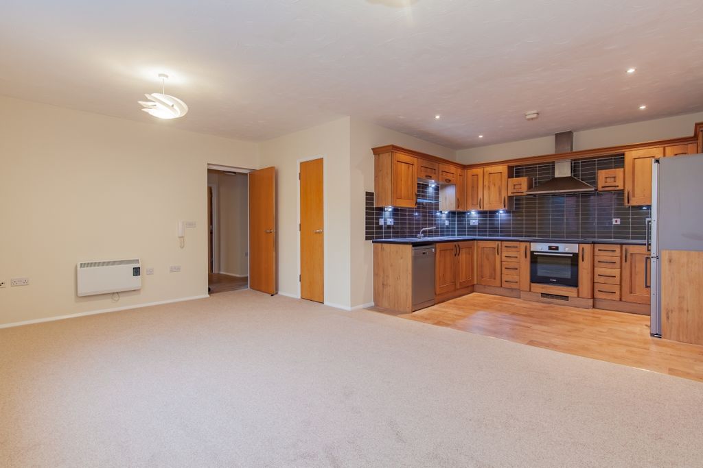 Property photo 2 of 11 122821