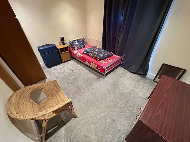 Property photo 3 of 9 Photo 2