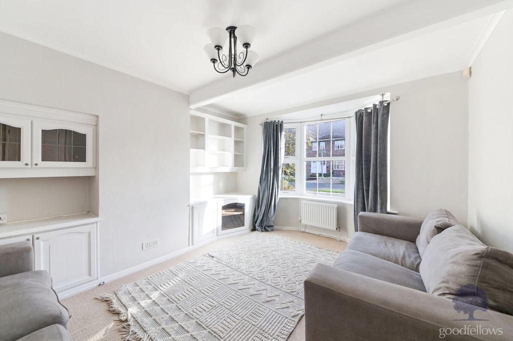 Property photo 3 of 11 Picture 3