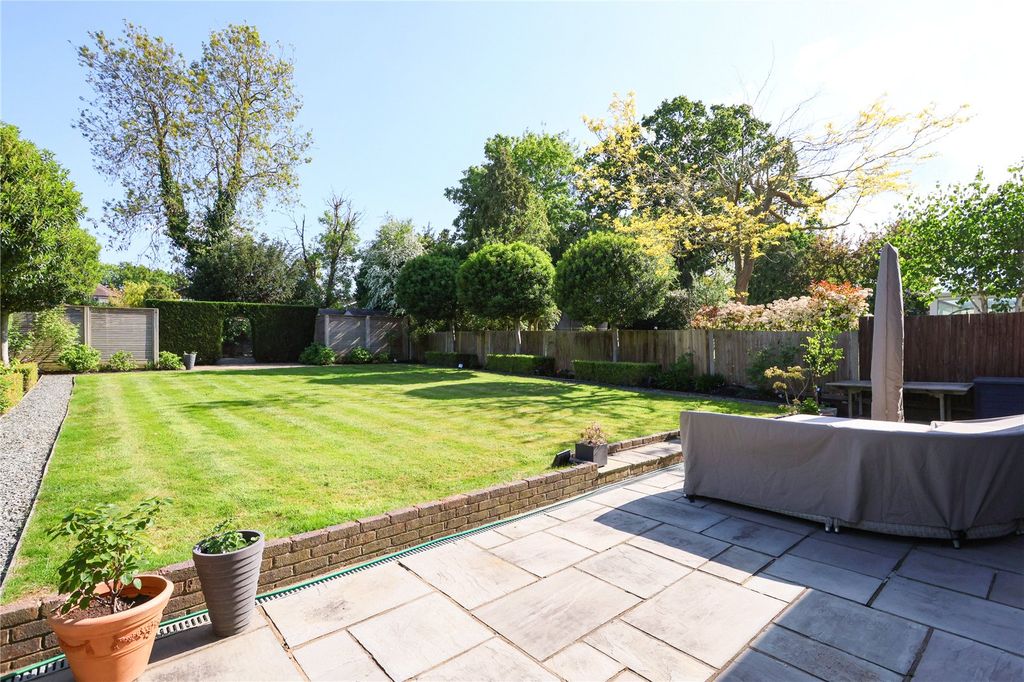 Property photo 2 of 30 Picture No. 29