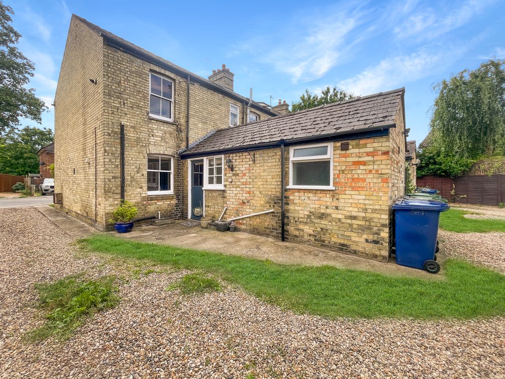 Property photo 1 of 21