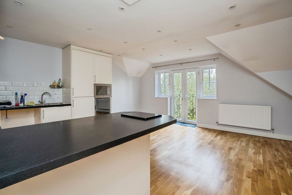 Property photo 2 of 14 Pbox-Img.Jpg