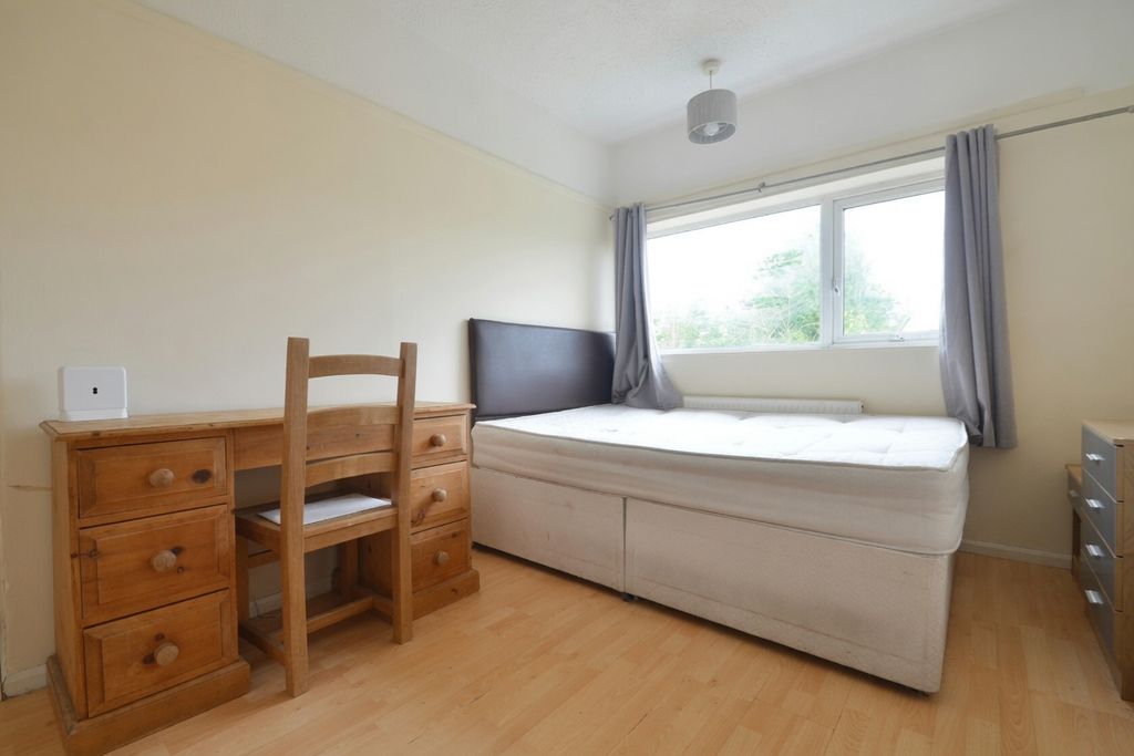 Property photo 3 of 6 Bzddb