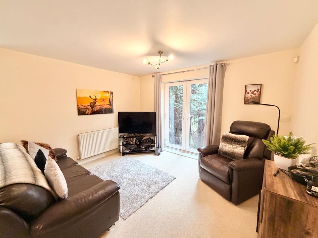 Property photo 2 of 8 Open Plan Lounge/Kitchen