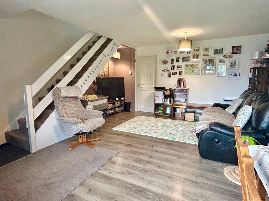 Property photo 3 of 11 Lounge/Diner