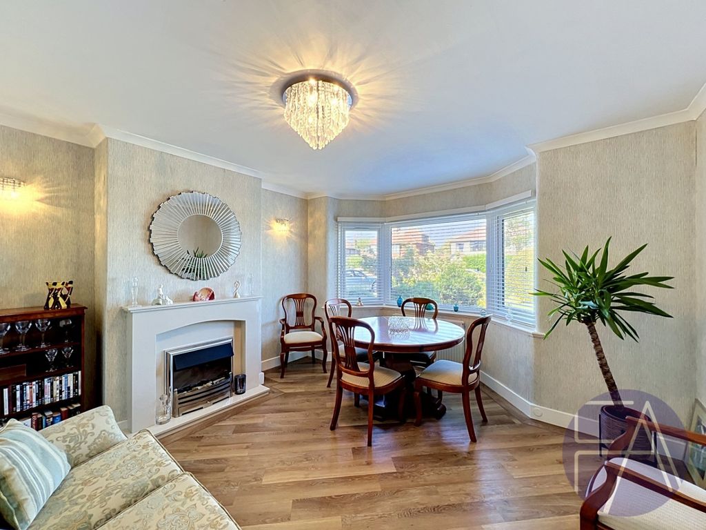 Property photo 3 of 17 5093563