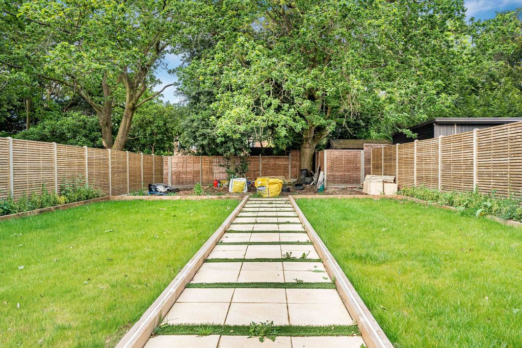 Additional image 28 of 5 bed detached house for salePipers Green Lane, Edgware HA8
