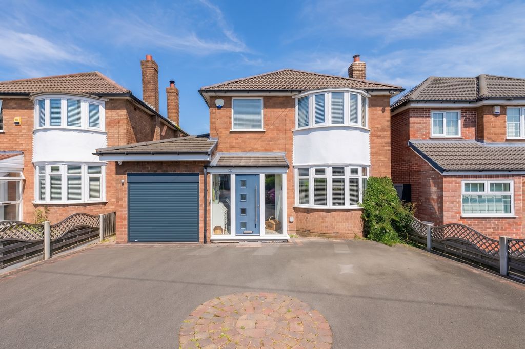 Property photo 1 of 34