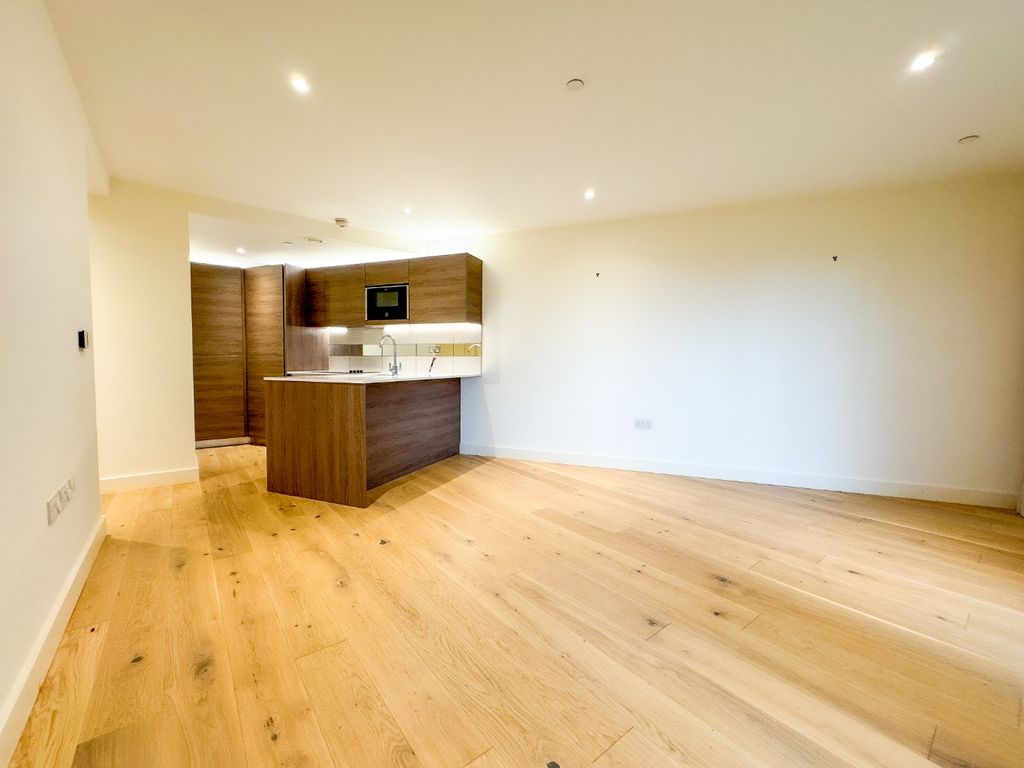 Property photo 2 of 29 4317923