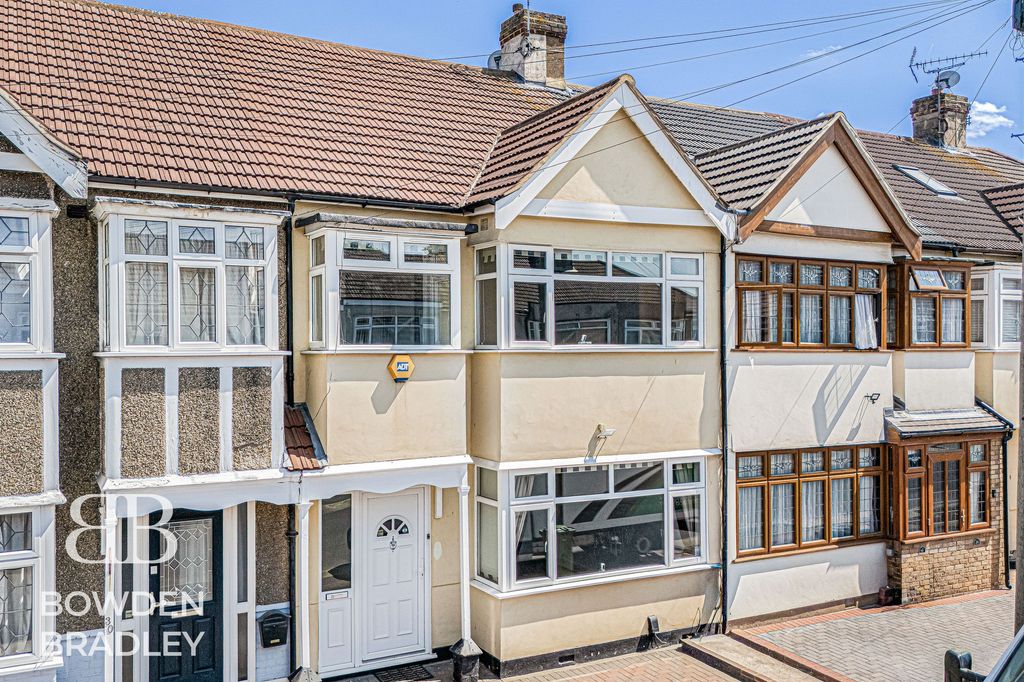 Property photo 1 of 26