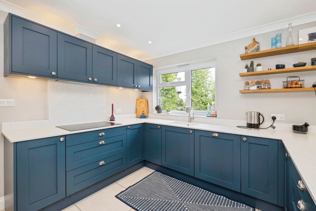 Additional image 6 of 4 bed detached house for saleLanderyon Gardens, Penzance, Cornwall TR18